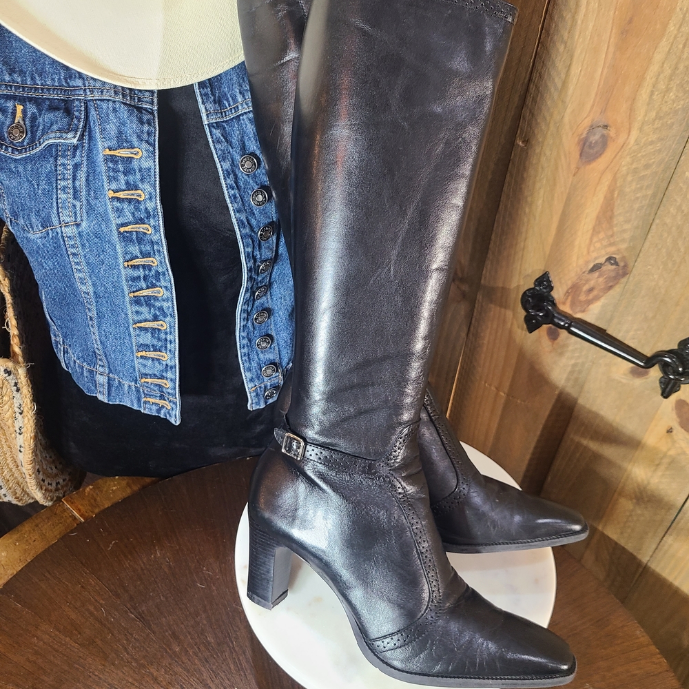 Women's Buckle Detailed Black Leather Heeled Boots